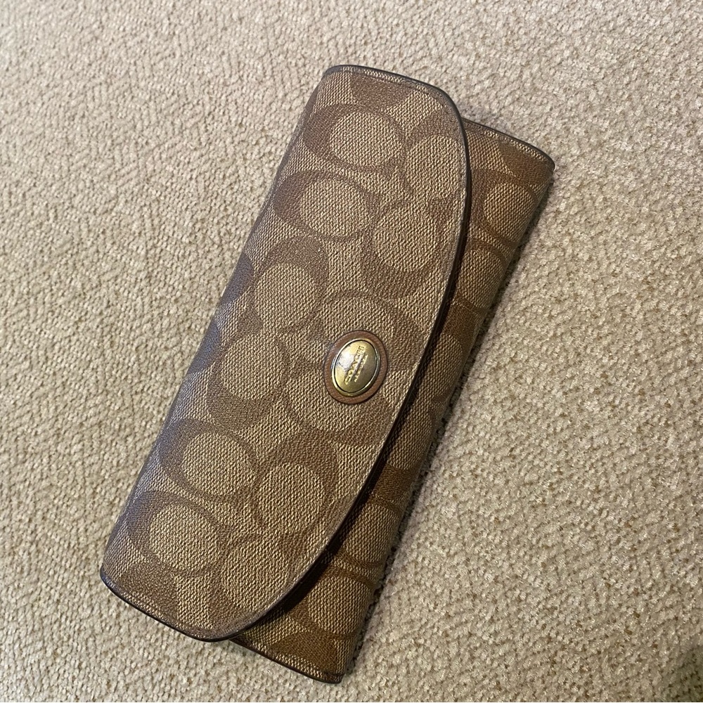 Coach Wallet Accordion Style